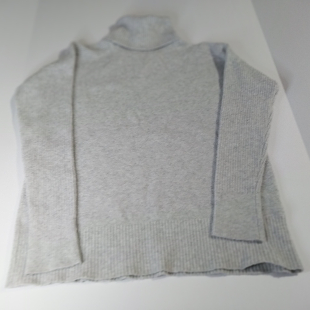 Calvin Klein Size SP Light Gray Turtleneck Sweater